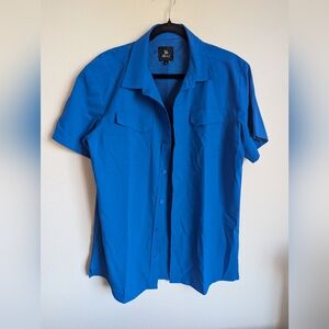 NWOT Gillz Casual Blue Button Down Shirt with Classic Collar Size M